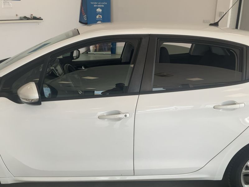 Peugeot 208 1.6 Blue-HDi Active 2016 – снимка 4