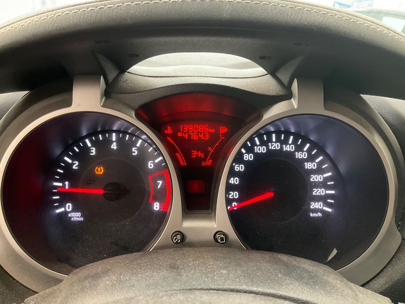 Nissan Juke 1.2 N-Connecta 2016 – снимка 18