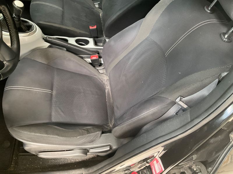 Nissan Juke 1.2 N-Connecta 2016 – снимка 29