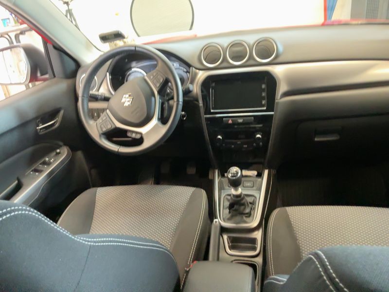 Suzuki Vitara 1.4 BoosterJet Mild-Hybrid Comfort 4x2 2023 – снимка 18