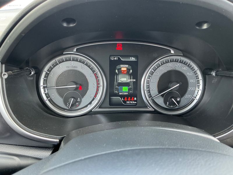 Suzuki Vitara 1.4 BoosterJet Mild-Hybrid Comfort 4x2 2023 – снимка 19