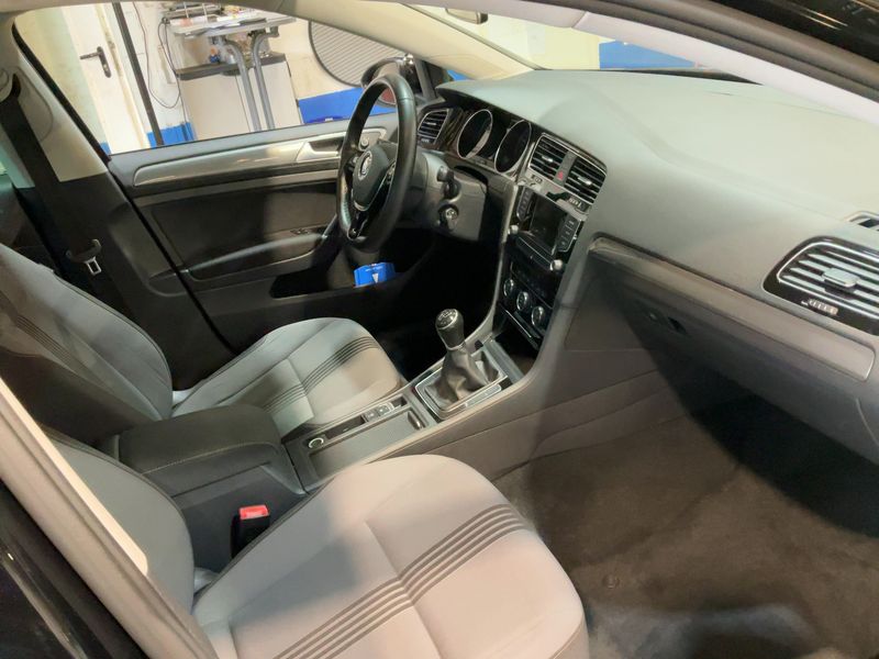 Volkswagen Golf VII 1.2 TSI Allstar BlueMotion Tech 2016 – снимка 16