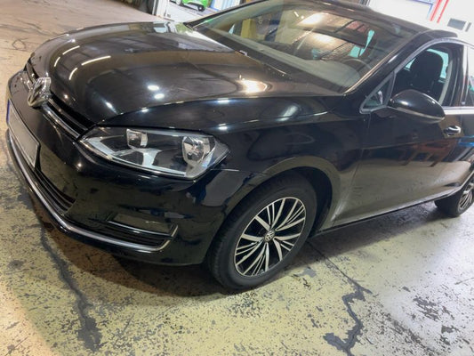 Volkswagen Golf VII 1.2 TSI Allstar BlueMotion Tech 2016 – снимка 2