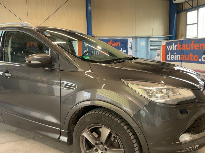 Ford Kuga 2.0 TDCi Individual 2016 – снимка 12