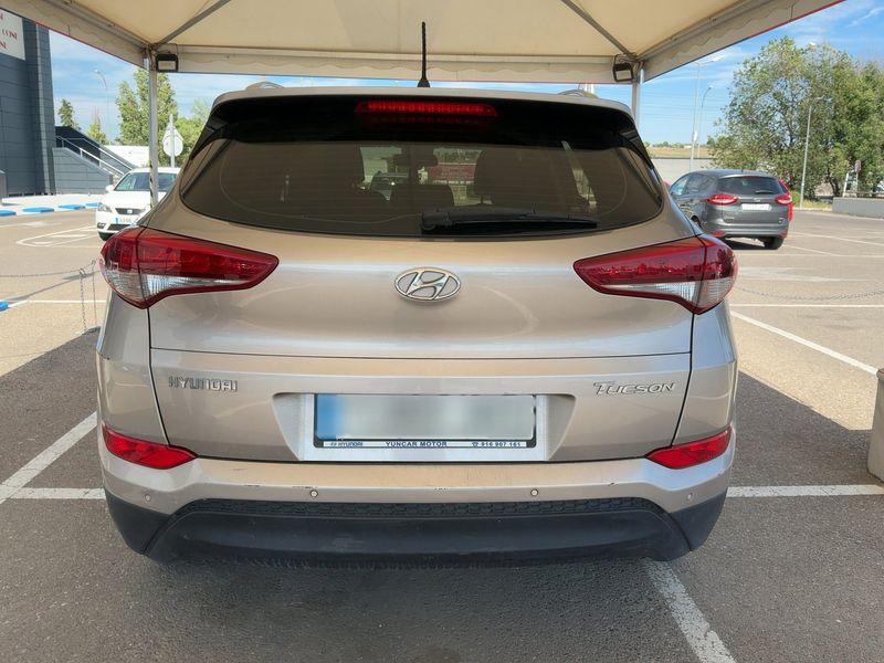 Hyundai Tucson 1.7 CRDi Klass BlueDrive 2015 – снимка 7