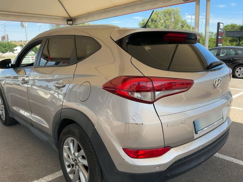 Hyundai Tucson 1.7 CRDi Klass BlueDrive 2015 – снимка 6