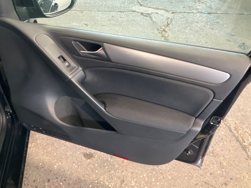 Volkswagen Golf VI 1.4 Trendline 2010 – снимка 27