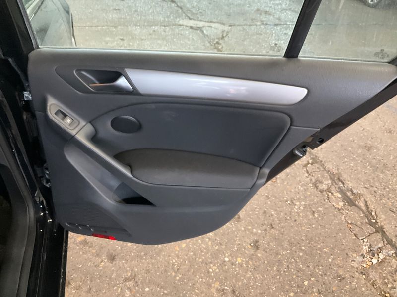 Volkswagen Golf VI 1.4 Trendline 2010 – снимка 26