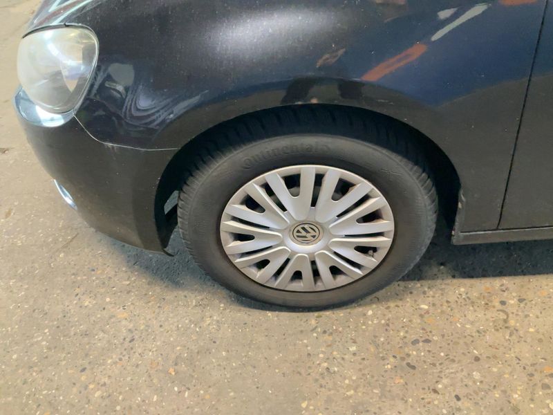 Volkswagen Golf VI 1.4 Trendline 2010 – снимка 3