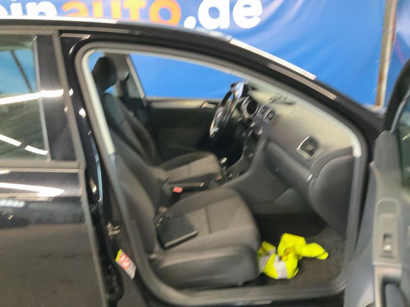 Volkswagen Golf VI 1.4 Trendline 2010 – снимка 17