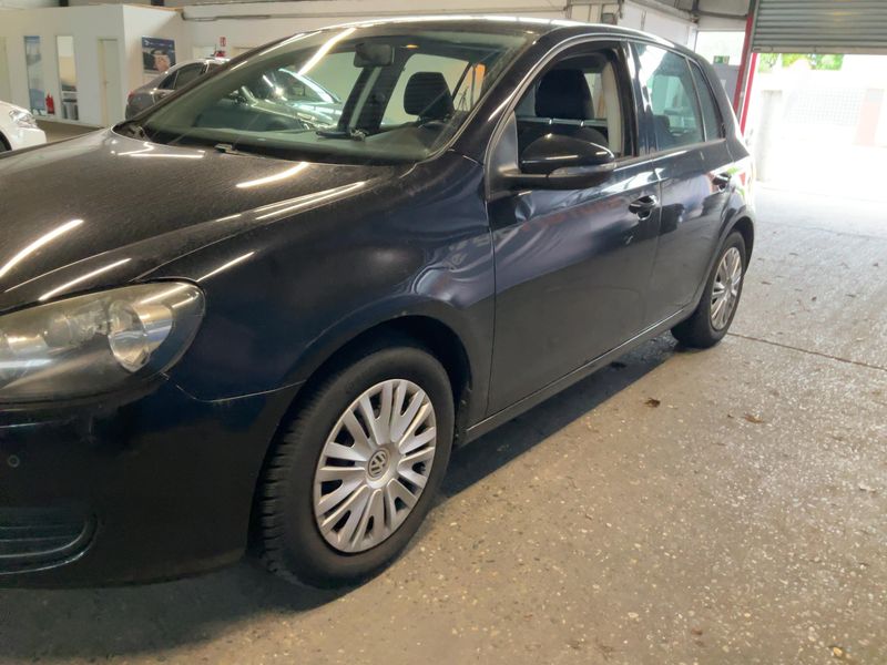 Volkswagen Golf VI 1.4 Trendline 2010 – снимка 2