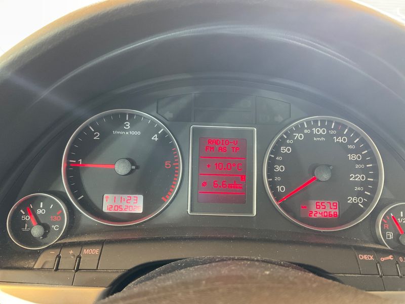 Audi A4 1.9 TDI 2007 – снимка 4