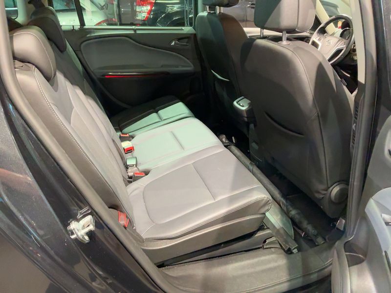 Opel Zafira Tourer 2.0 CDTI Innovation 2013 – снимка 20