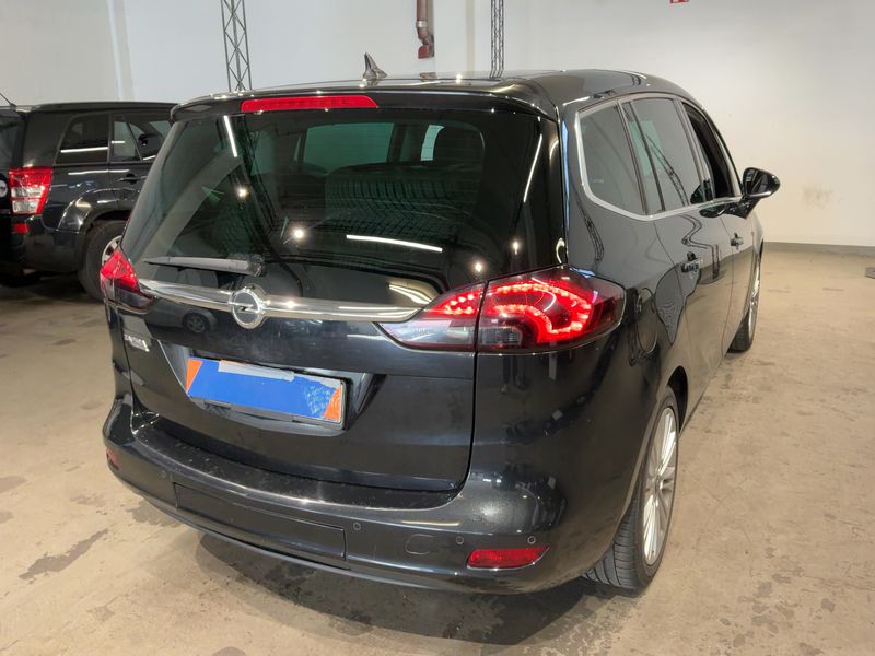 Opel Zafira Tourer 2.0 CDTI Innovation 2013 – снимка 8