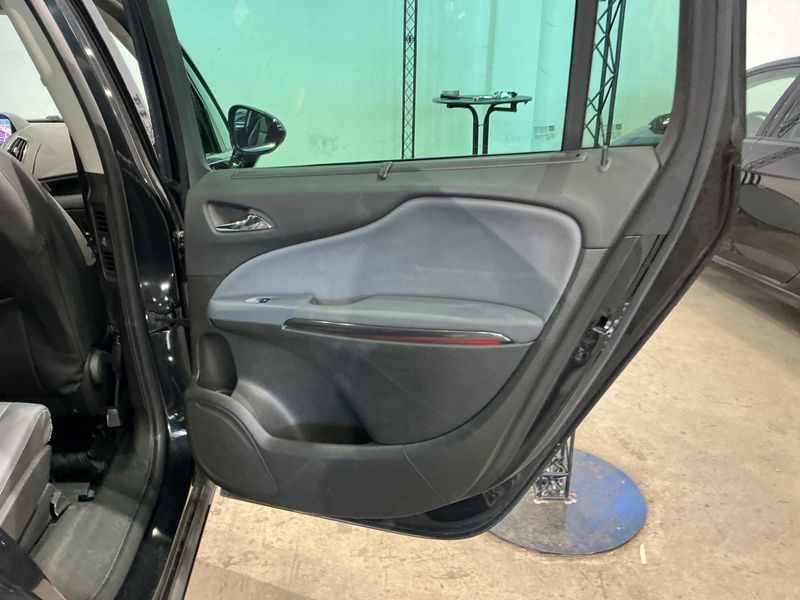 Opel Zafira Tourer 2.0 CDTI Innovation 2013 – снимка 33