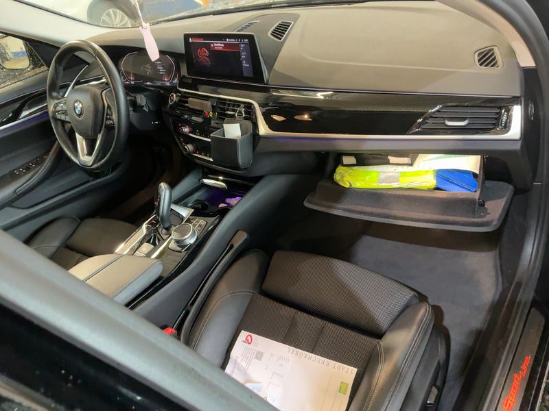 BMW 5er 520d Mild-Hybrid Sport Line 2020 – снимка 18