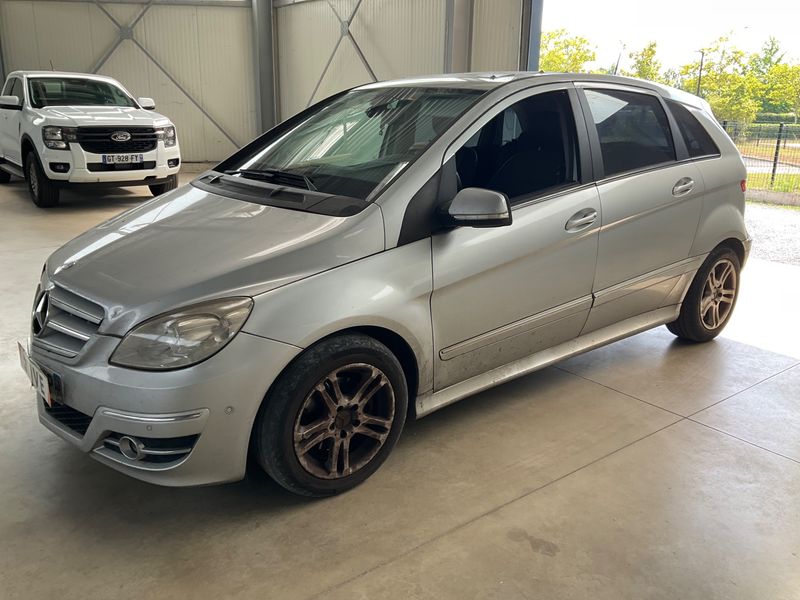 Mercedes-Benz B-Klasse B 200 CDI Standard 2010 – снимка 1