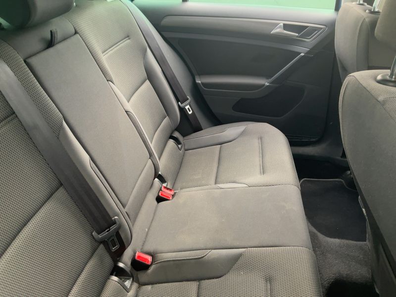 Volkswagen Golf VII 1.6 TDI Comfortline BlueMotion Tech 2013 – снимка 14