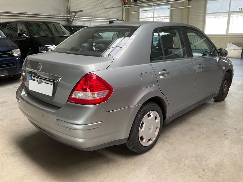 Nissan Tiida 1.6 Acenta 2008 – снимка 2