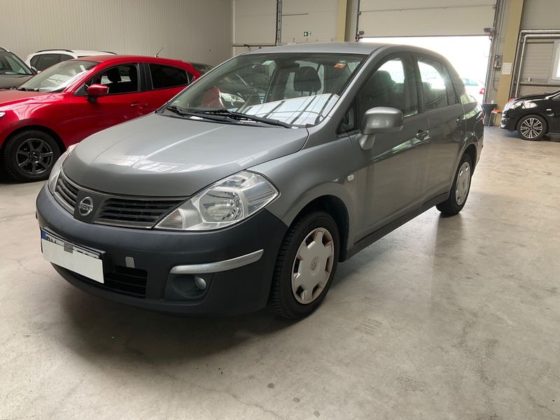 Nissan Tiida 1.6 Acenta 2008 – снимка 1