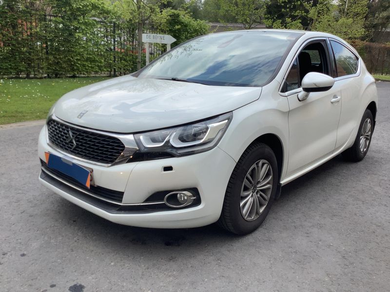 DS Automobiles DS4 1.6 Blue-HDi SoChic 2017 – снимка 1