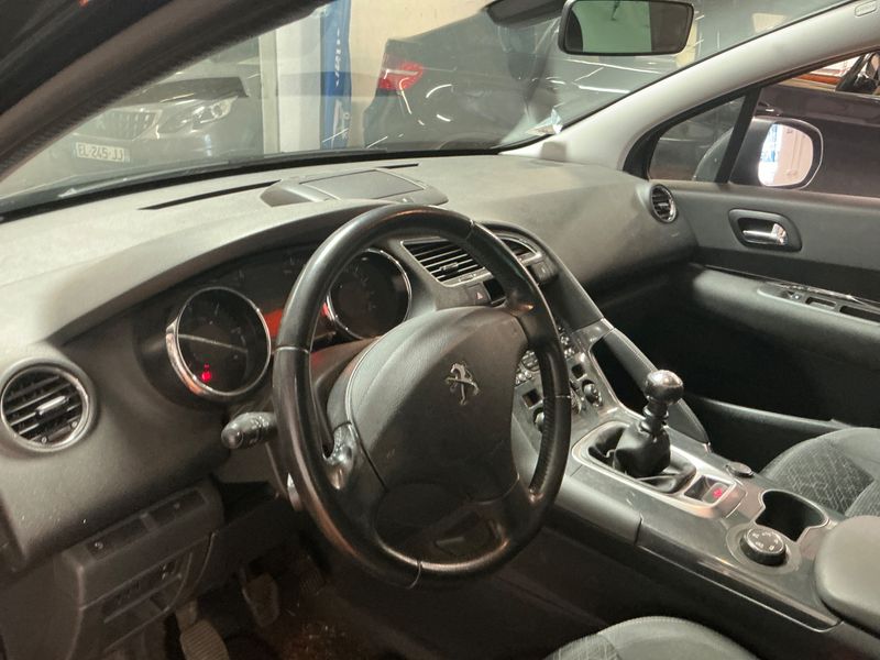 Peugeot 3008 1.6 Blue-HDi 2016 – снимка 34