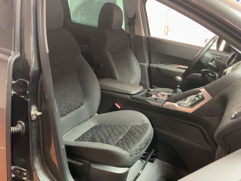 Peugeot 3008 1.6 Blue-HDi 2016 – снимка 11