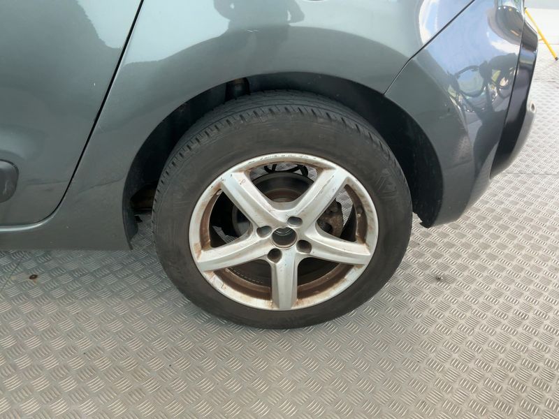Citroen C3 Picasso 1.6 HDi Seduction 2015 – снимка 5