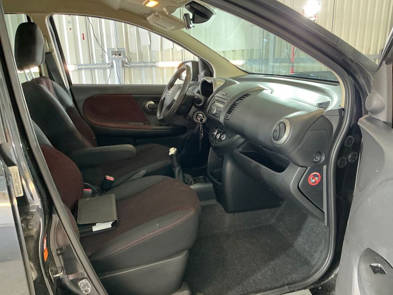 Nissan Note 1.6 Acenta 2009 – снимка 3