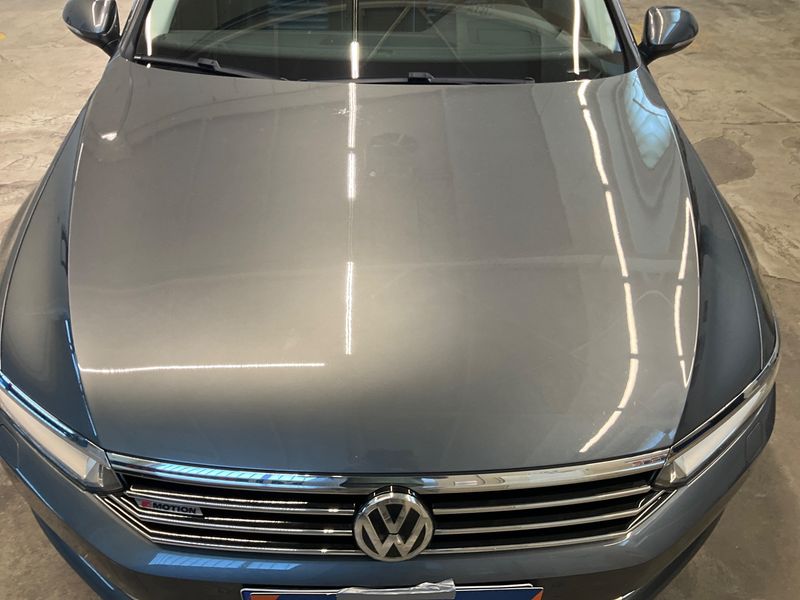 Volkswagen Passat 2.0 TDI Highline 4Motion BlueMotion Tech 2017 – снимка 22