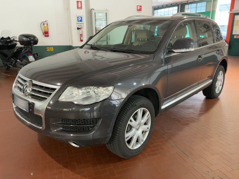 Volkswagen Touareg 3.0 V6 TDI Exclusive 2008 – снимка 1