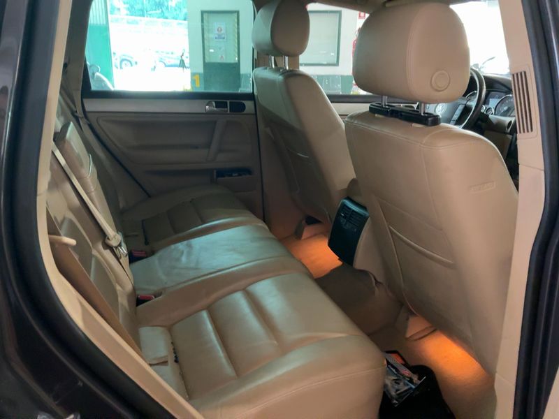 Volkswagen Touareg 3.0 V6 TDI Exclusive 2008 – снимка 19
