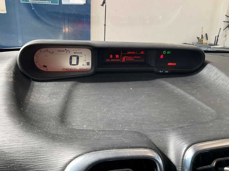 Citroen C3 Picasso 1.6 Blue-HDi Business Combi 2015 – снимка 4
