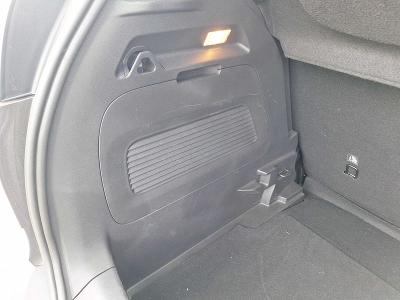 Opel Crossland X 1.5 CDTI Elegance 2022 – снимка 36