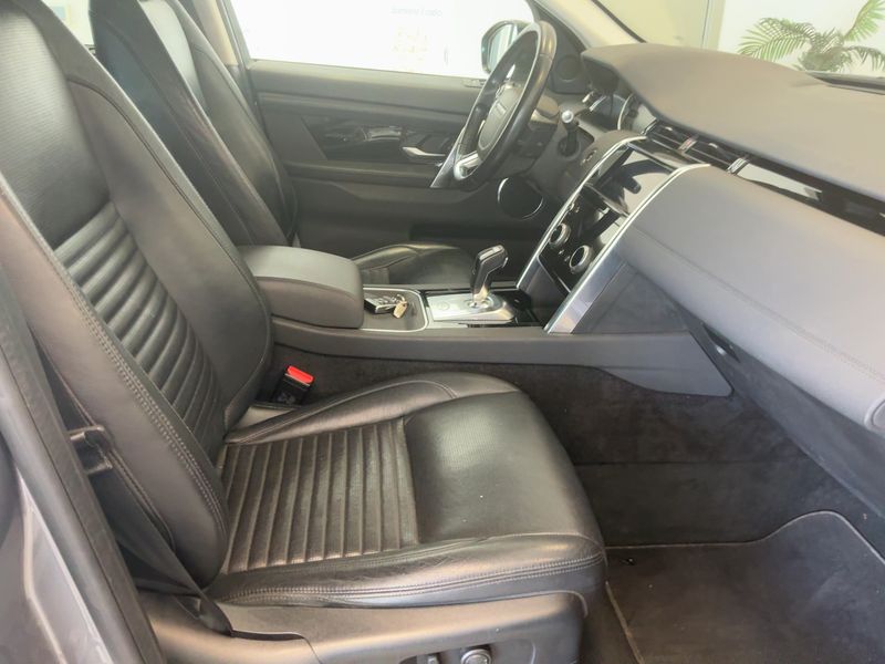 Land Rover Discovery Sport D150 S AWD 2019 – снимка 16