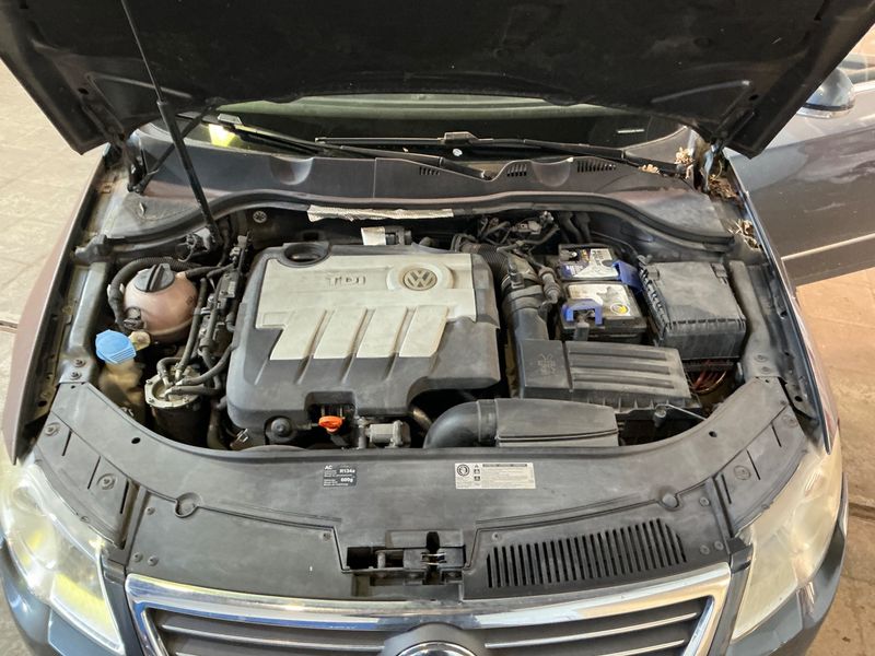 Volkswagen Passat 2.0 TDI Highline 2010 – снимка на щета