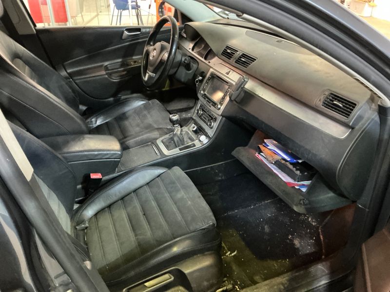 Volkswagen Passat 2.0 TDI Highline 2010 – снимка 3