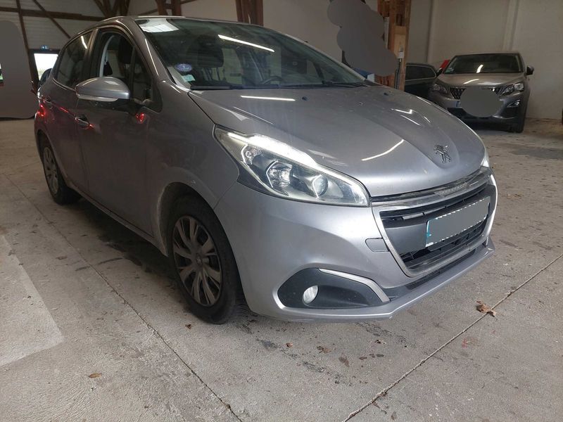 Peugeot 208 1.2 PureTech Blue Lease Active 2019 – снимка 6