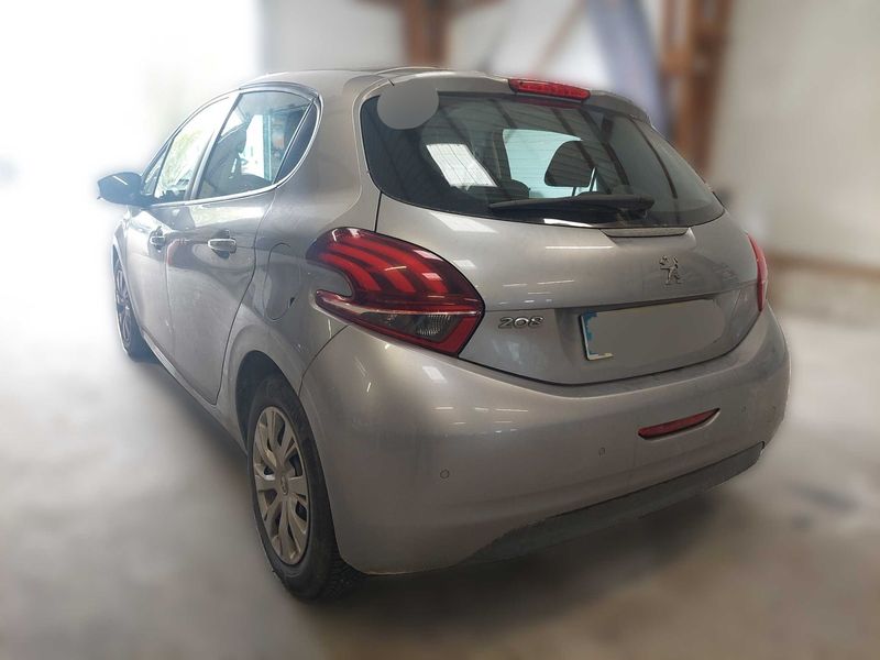 Peugeot 208 1.2 PureTech Blue Lease Active 2019 – снимка 3