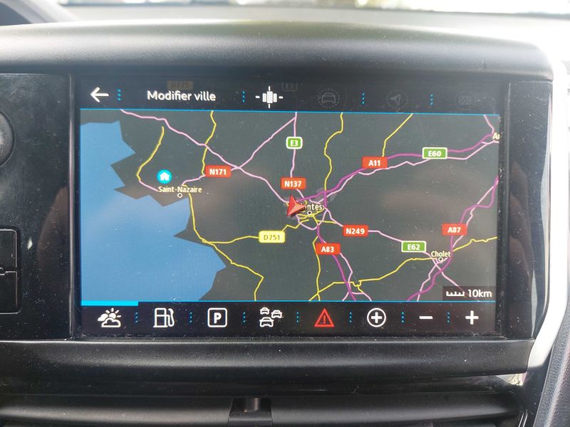Peugeot 208 1.2 PureTech Blue Lease Active 2019 – снимка 13
