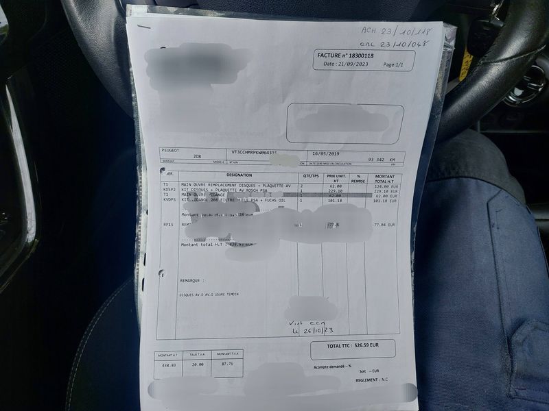Peugeot 208 1.2 PureTech Blue Lease Active 2019 – снимка 19