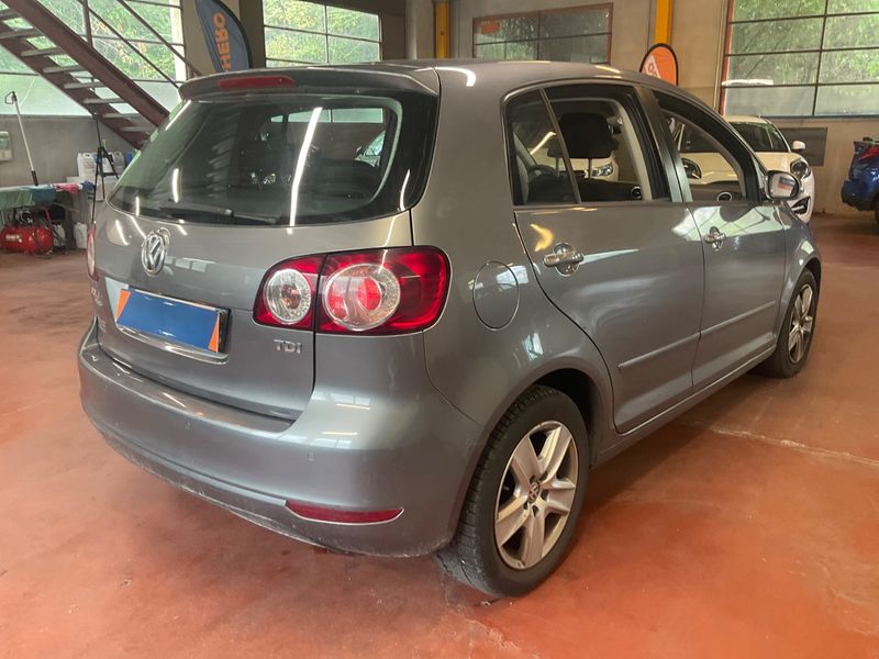 Volkswagen Golf VI Plus 1.6 TDI Comfortline 2010 – снимка 2