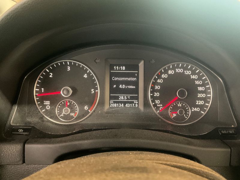 Volkswagen Golf VI Plus 1.6 TDI Comfortline 2010 – снимка 4