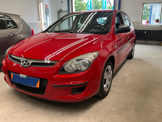 Hyundai i30 1.4 Classic 2009 – снимка 1