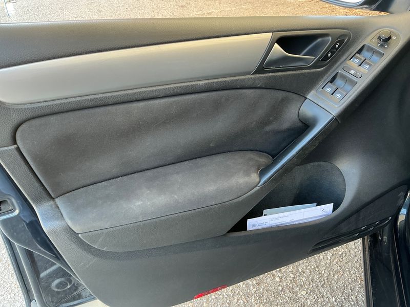 Volkswagen Golf VI 1.6 TDI Advance BlueMotion Tech 2012 – снимка 36