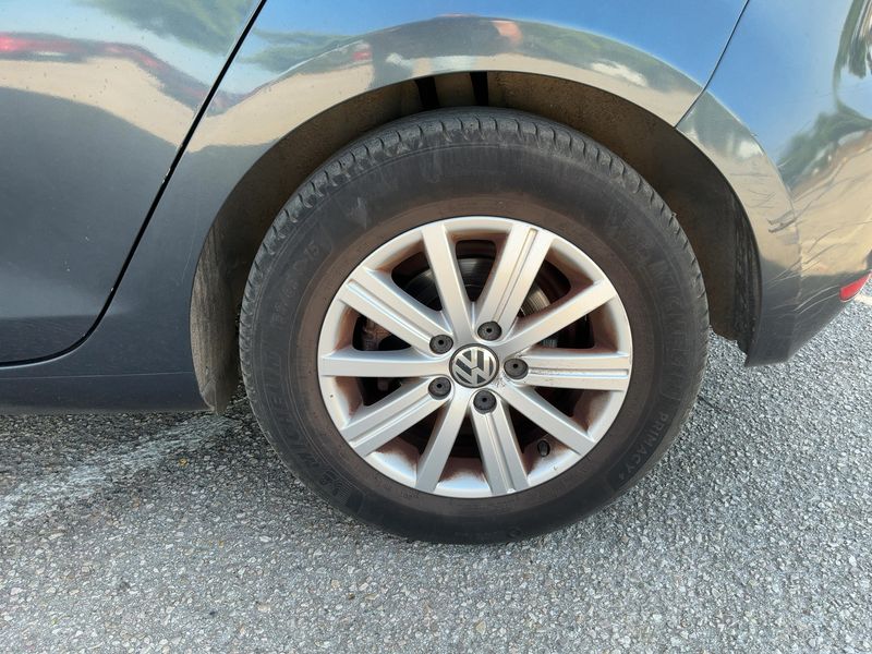Volkswagen Golf VI 1.6 TDI Advance BlueMotion Tech 2012 – снимка 5