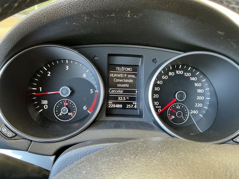 Volkswagen Golf VI 1.6 TDI Advance BlueMotion Tech 2012 – снимка 18