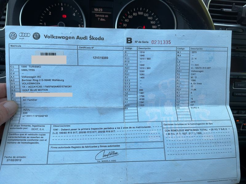 Volkswagen Golf VI 1.6 TDI Advance BlueMotion Tech 2012 – снимка 21