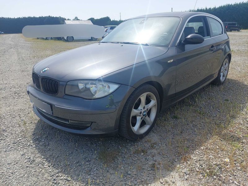 BMW 1er 118i 2008 – снимка 2