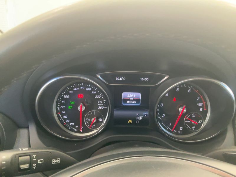 Mercedes-Benz GLA-Klasse GLA 200 Urban Style Edition 2019 – снимка 19